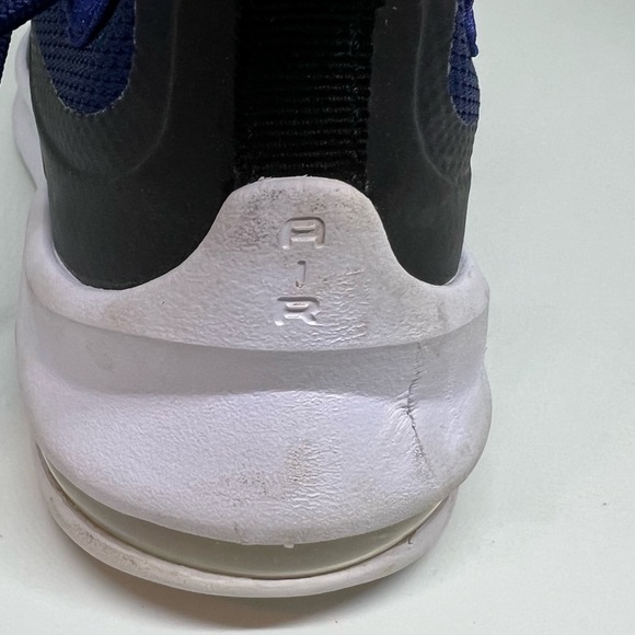 Boys Nike Air Max Blue and Black Size 5Y - Picture 12 of 16
